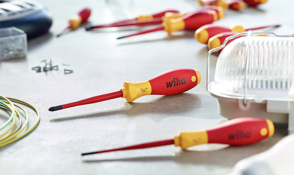 knowledge_basic_equipment_electricians_SoftFinish