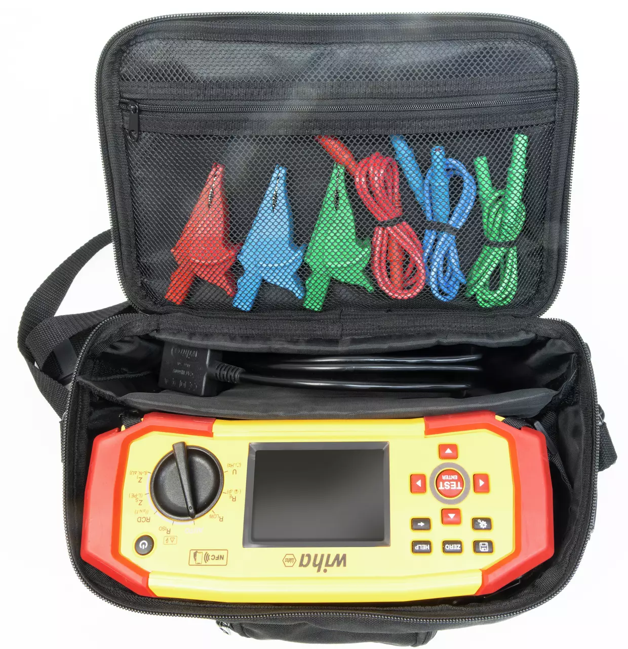 Gul og rød multimeter med kabler i en sort taske, inklusive røde, blå og grønne clips.